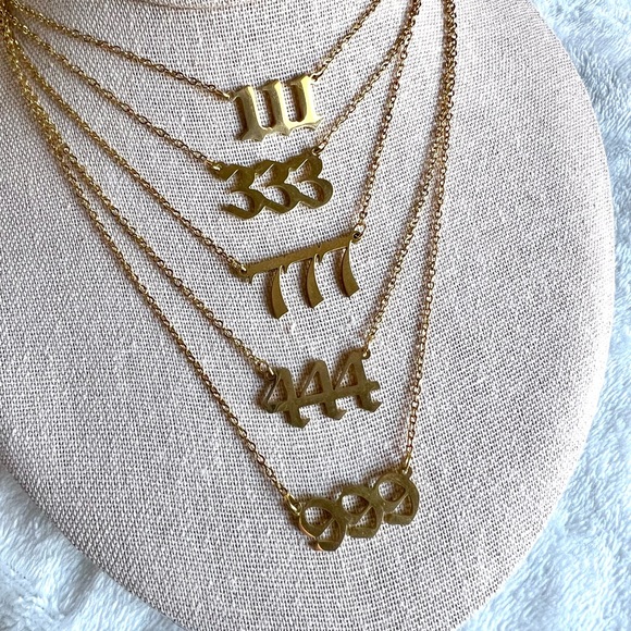 Stainless Steel Angel Number Pendant Necklace 111 222 333 444 555 777 888 999 - Picture 5 of 9